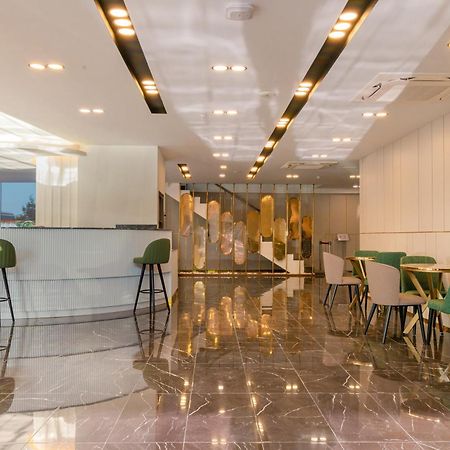 Sabirlar City Suites Hotel ทรับซอน ภายนอก รูปภาพ