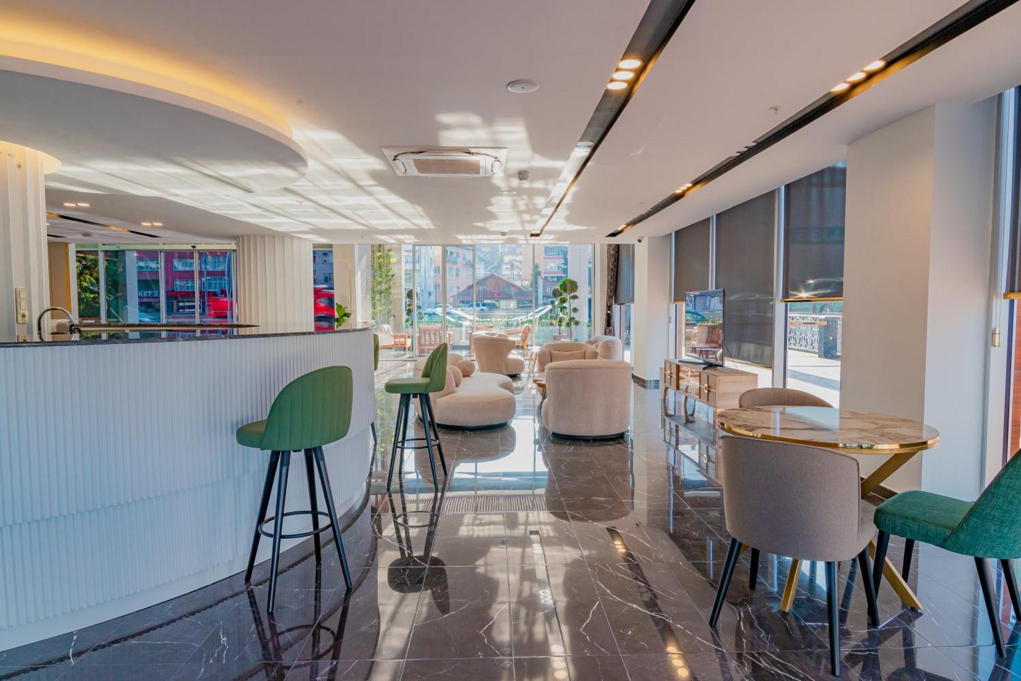 Sabirlar City Suites Hotel ทรับซอน ภายนอก รูปภาพ