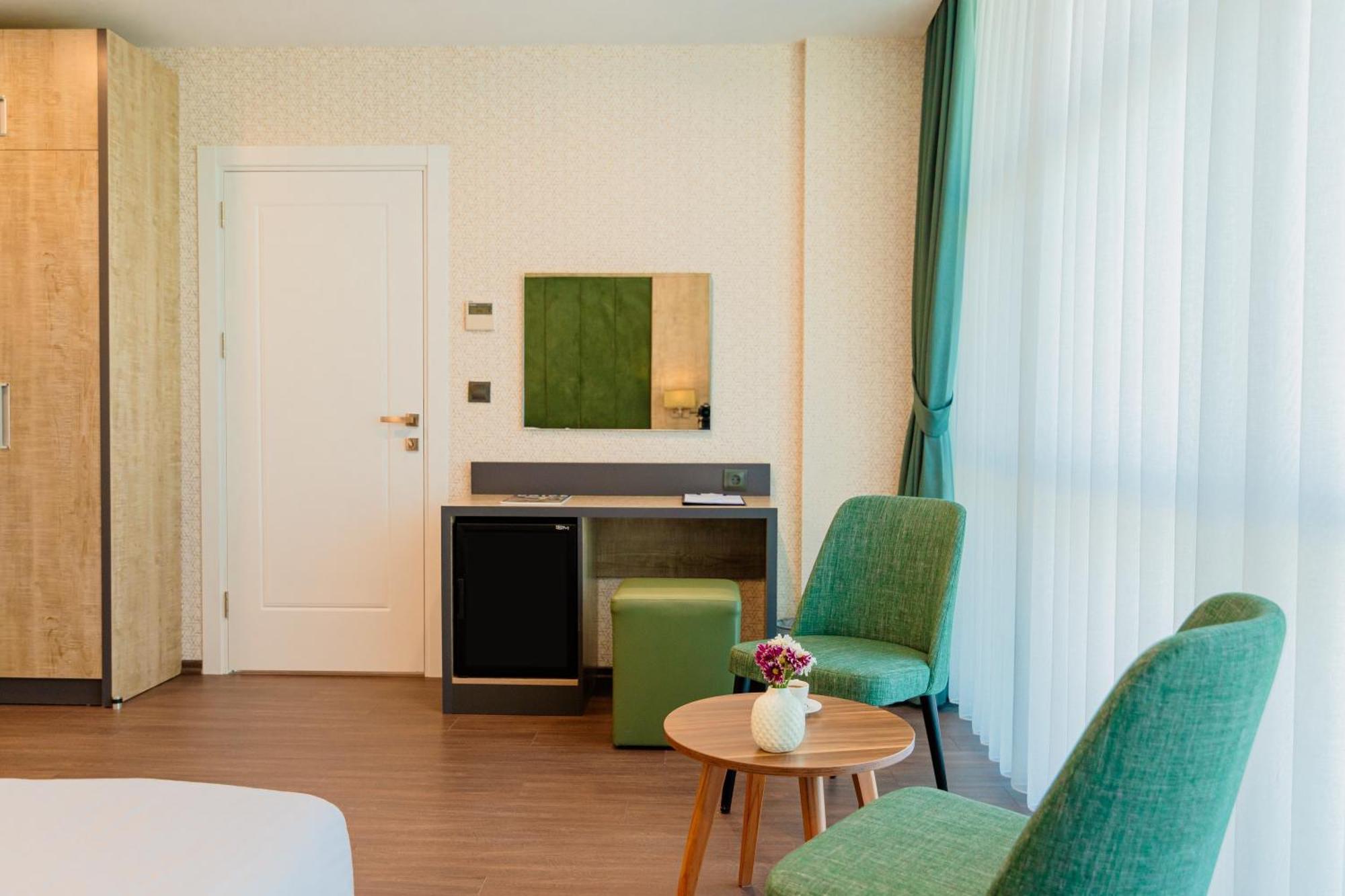 Sabirlar City Suites Hotel ทรับซอน ภายนอก รูปภาพ
