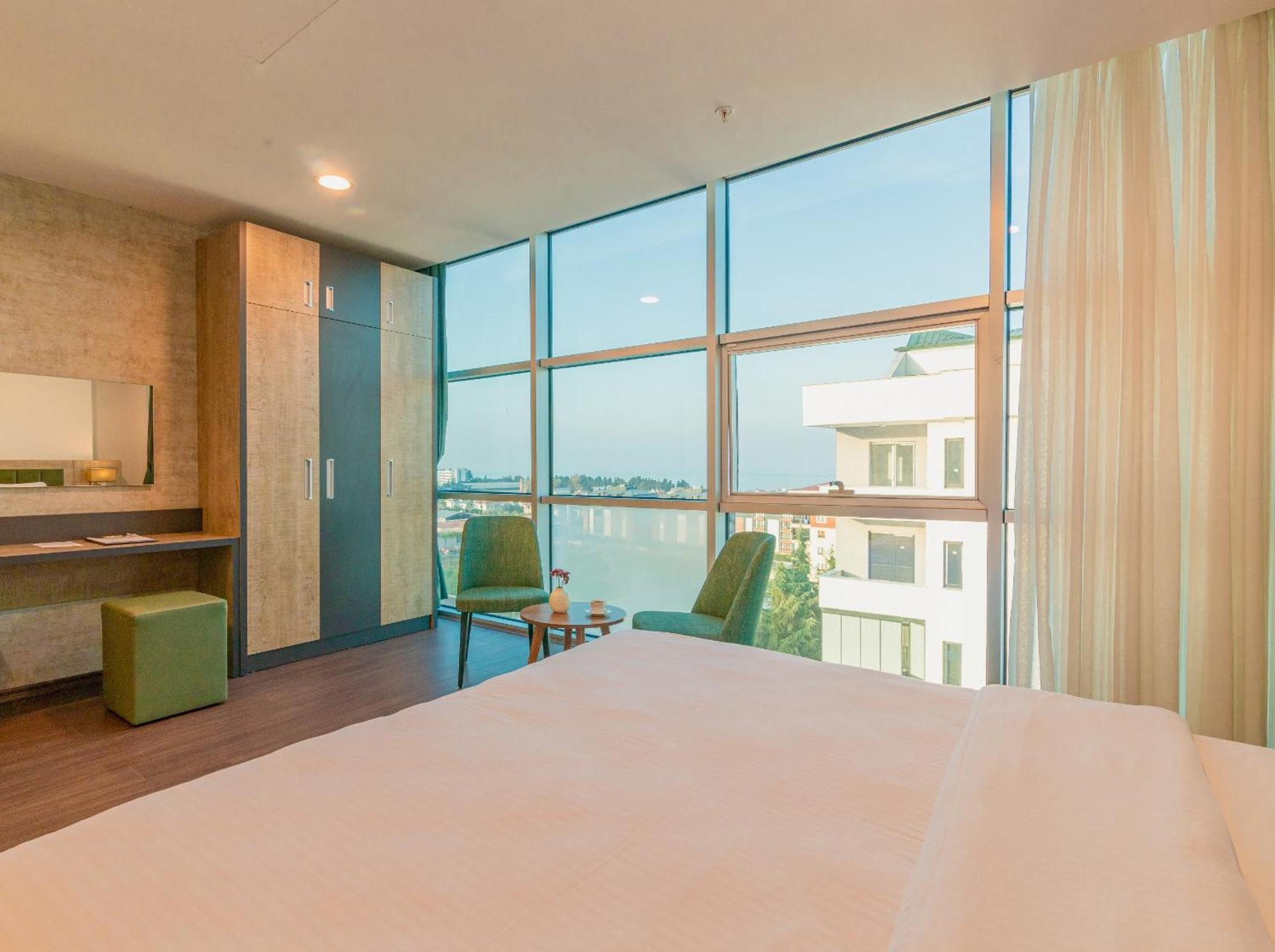 Sabirlar City Suites Hotel ทรับซอน ภายนอก รูปภาพ